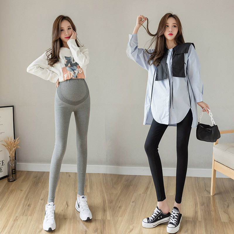 High Waist Adjustable Maternity Trousers With A Slim Fit