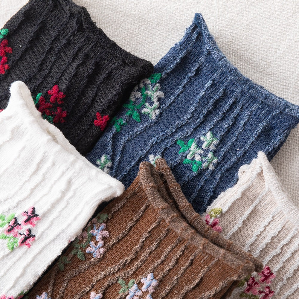 Japanese Retro Literature And Art Small Flower Socks