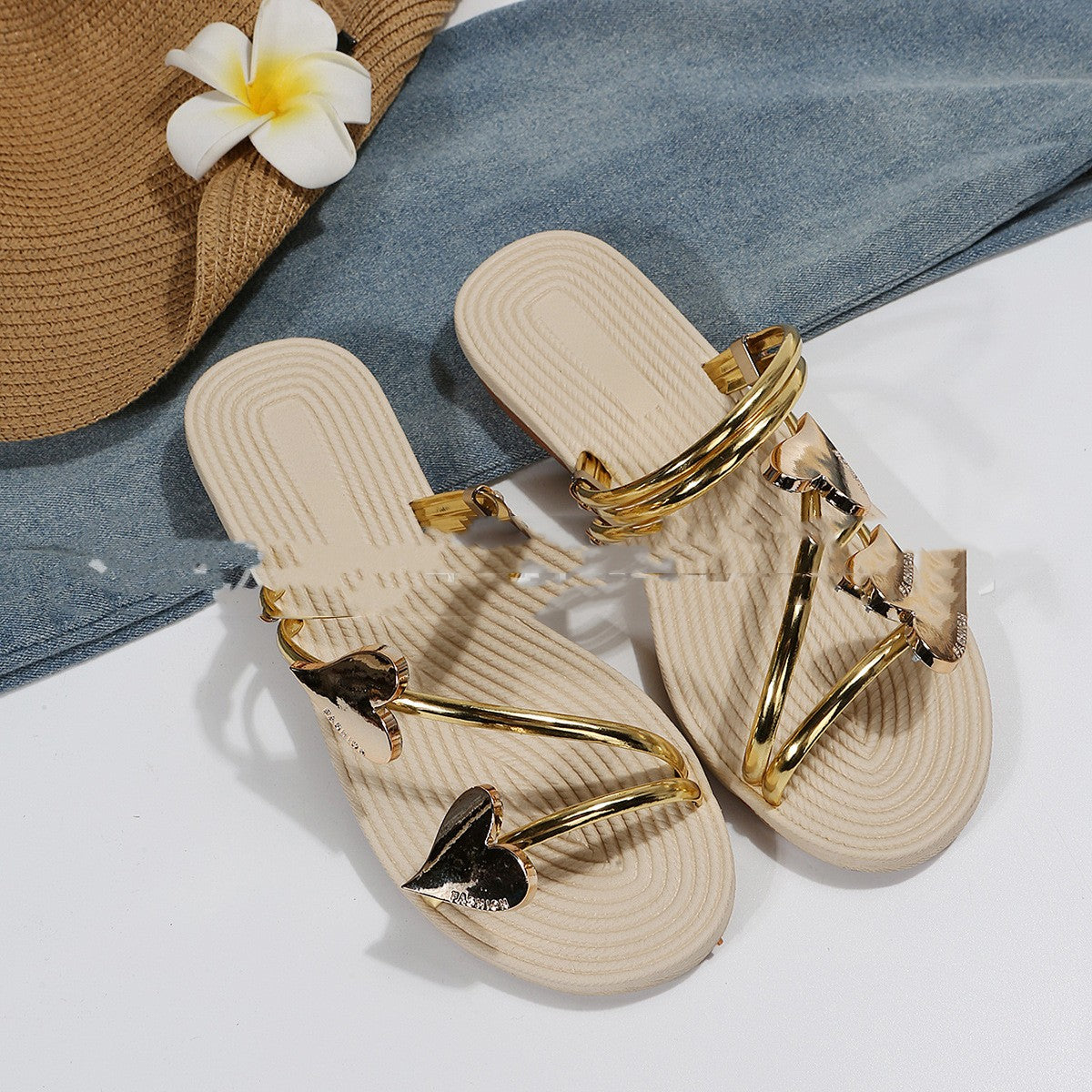 Sandals Fashion Metal Heart Decoration