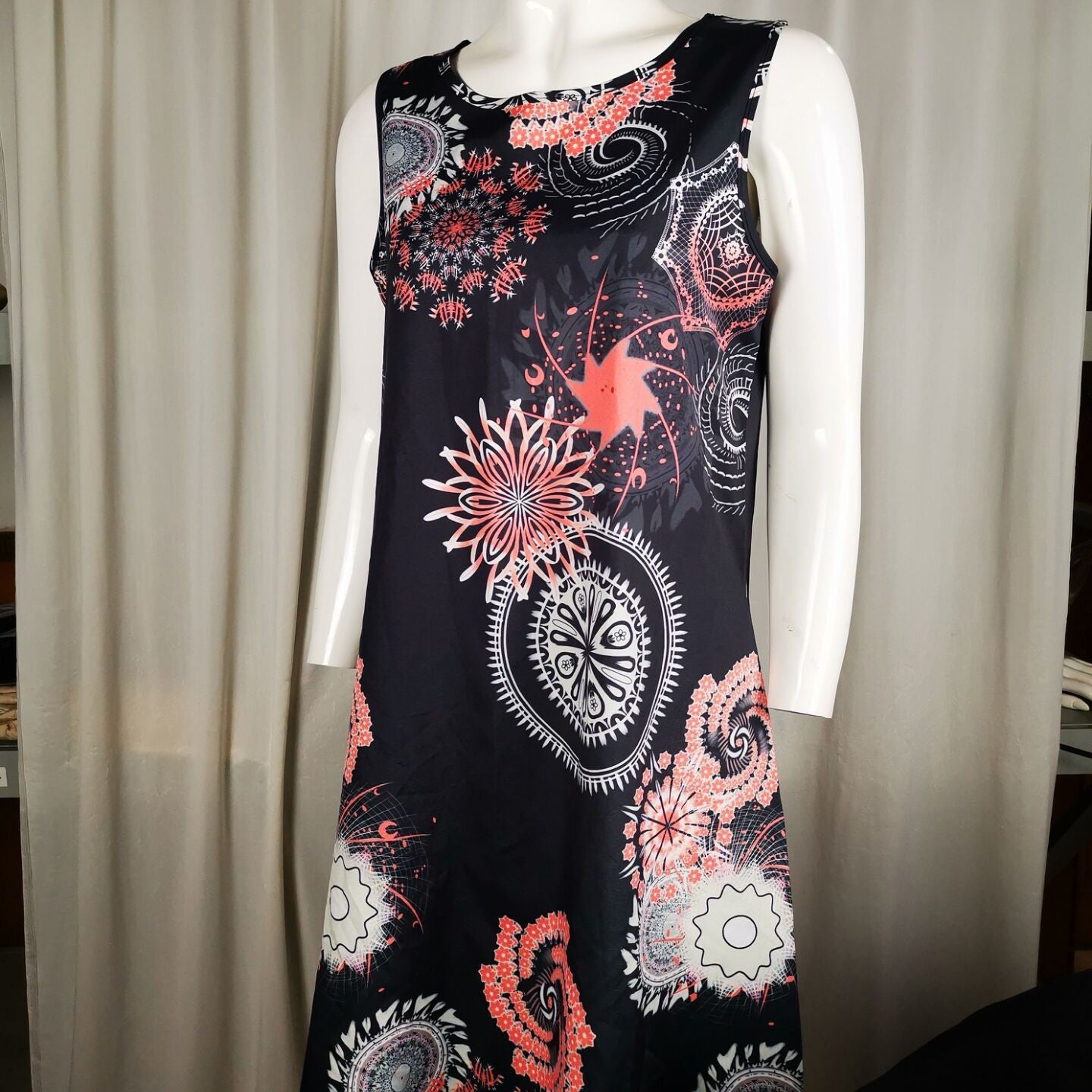 Sleeveless Relaxed Casual Back Zipper T-shirt Dress