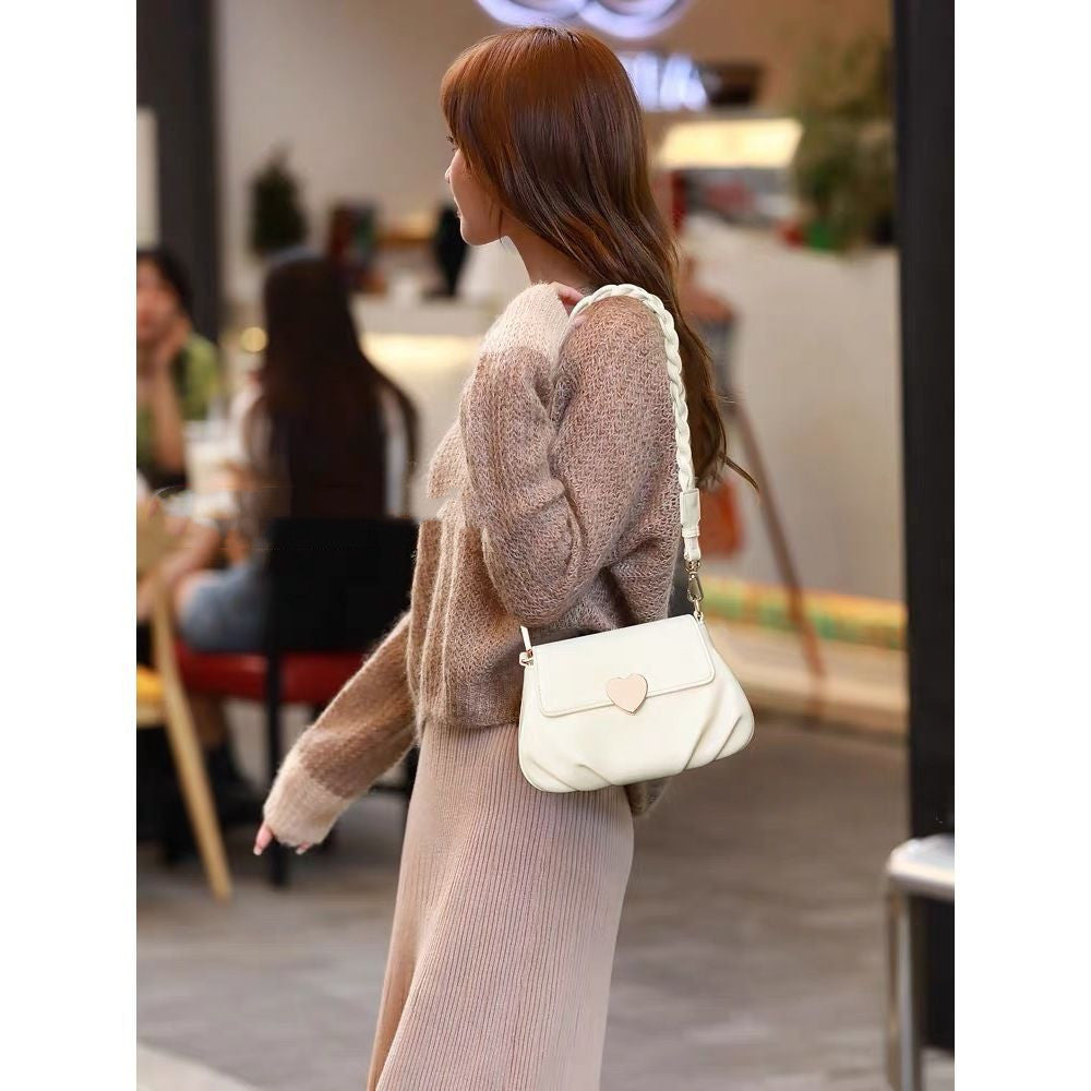 Niche Super Sweet Love Soft One-shoulder Portable Messenger Bag