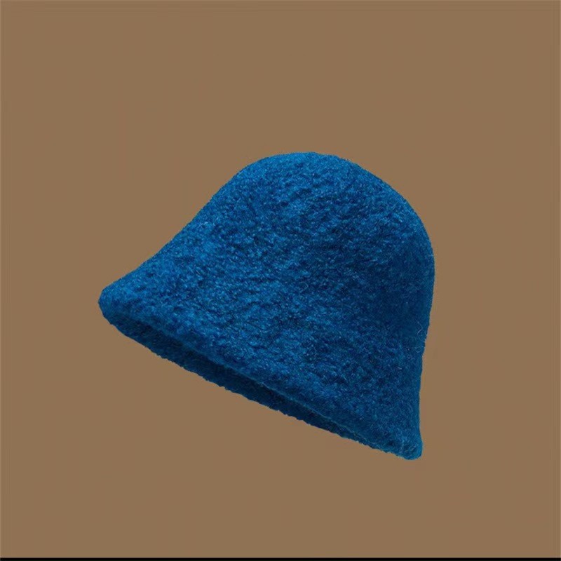 Face-flattering Solid-color Warm Bucket Hat