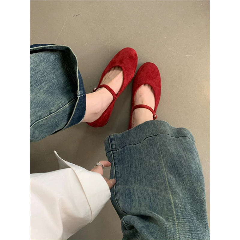 Women's Shallow Mouth Pumps Retro Round Head Soft Flat Bottom Suede