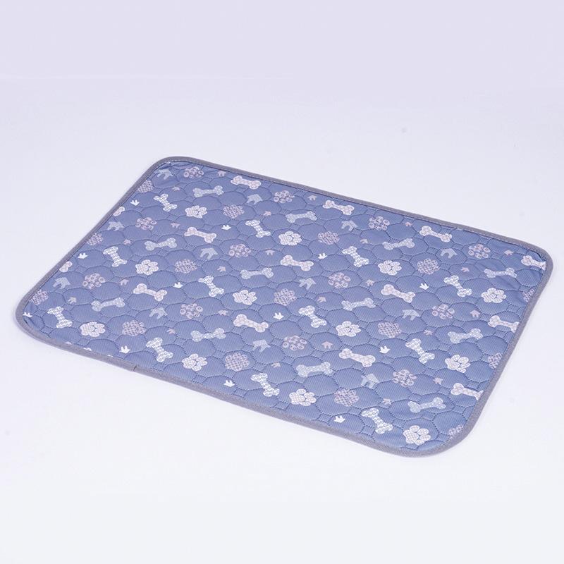 Breathable Absorbent Dog Training Pads Are Machine-washable Non-slip And Designed To Prevent Accidents