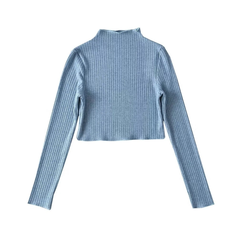 Cashmere-trøje med blondedetaljer ved halsudskæringen, lange ærmer og som underlag