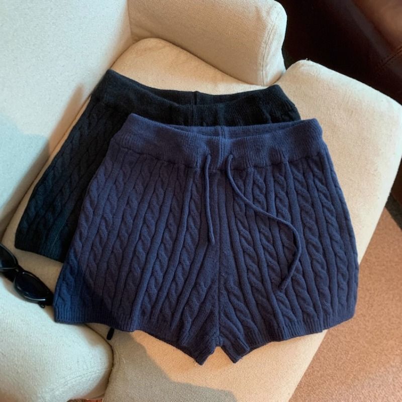 Retro Minimalist Cable-knit Linen Shorts With Elastic Waist