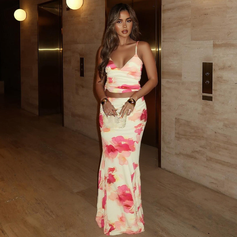 Women's Fashionable Printed V-Neck Slip Dress Set That Flatters The Figure