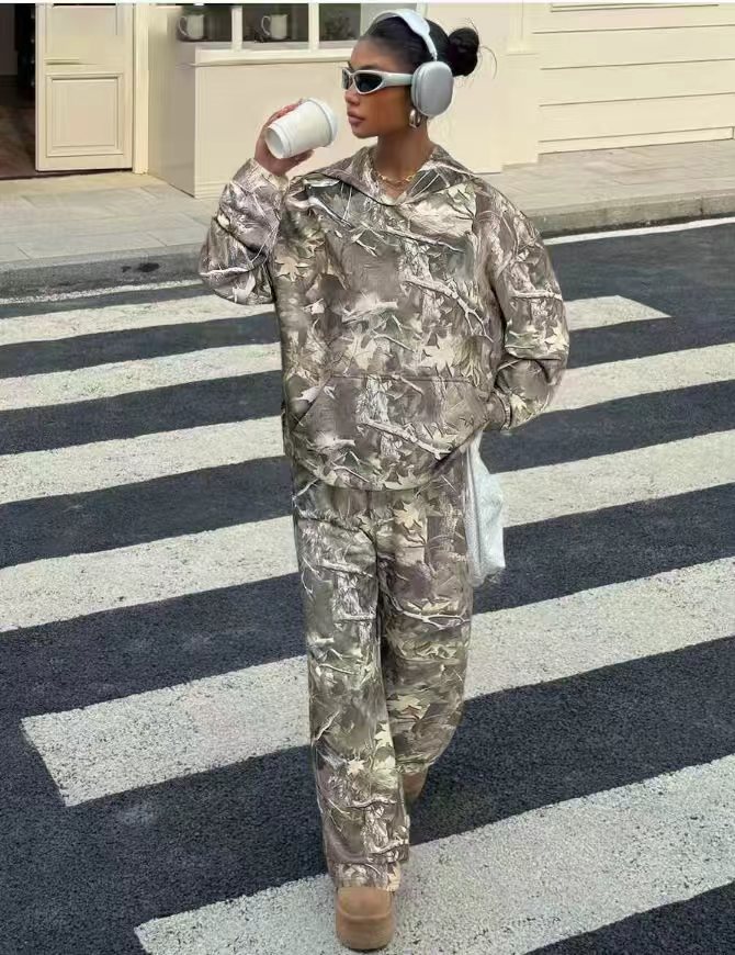 Street Fashion Camouflage Loose Casual Top With Straight-leg Pants