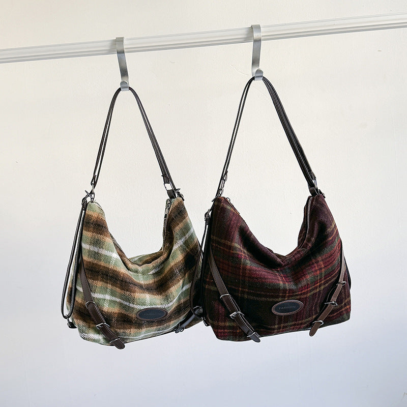 Simple And Portable Fashion Underarm Crossbody Bag
