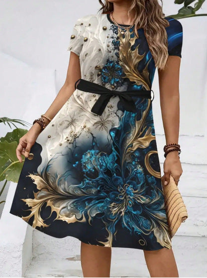 Womens Loose-fitting Dress With Short Sleeves A Crew Neck And A Belt