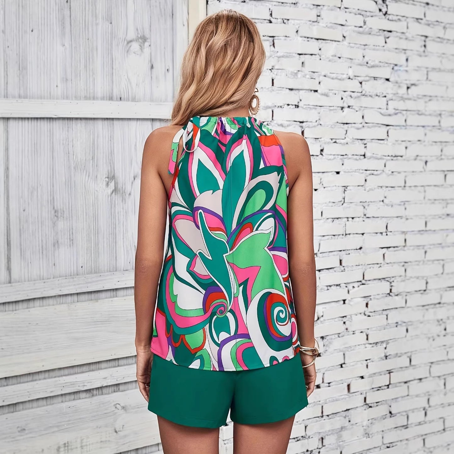 Womens Fashionable Casual Printed Strap Sleeveless Top And Shorts Set