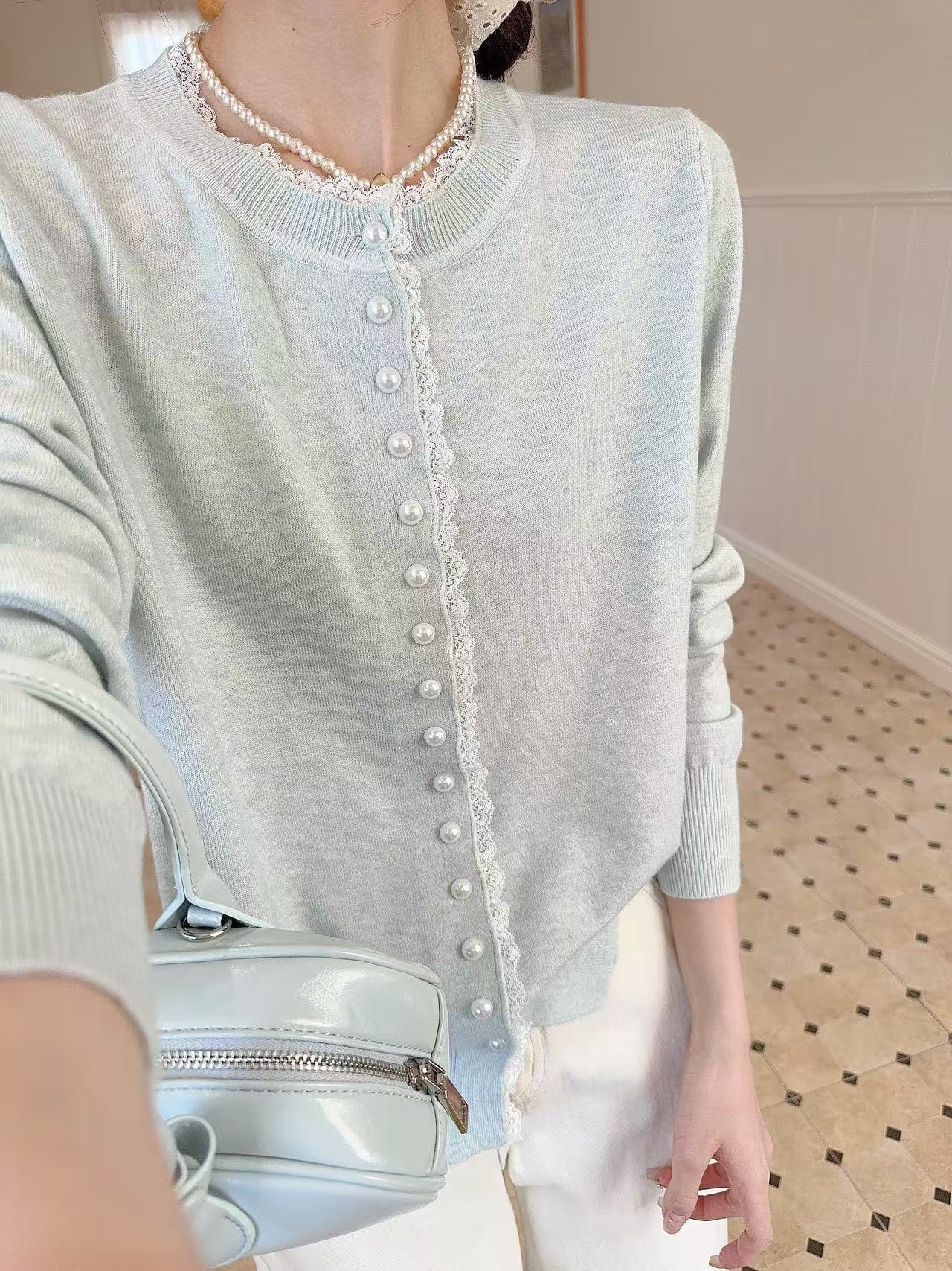 Women's Western Style Youthful-looking Chic Round Neck Long Sleeve Top