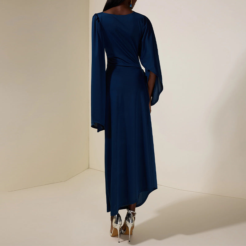 Round-neck Fitted-waist Blue Sheath Dress With An Elegant Fashionable Mid-length Design