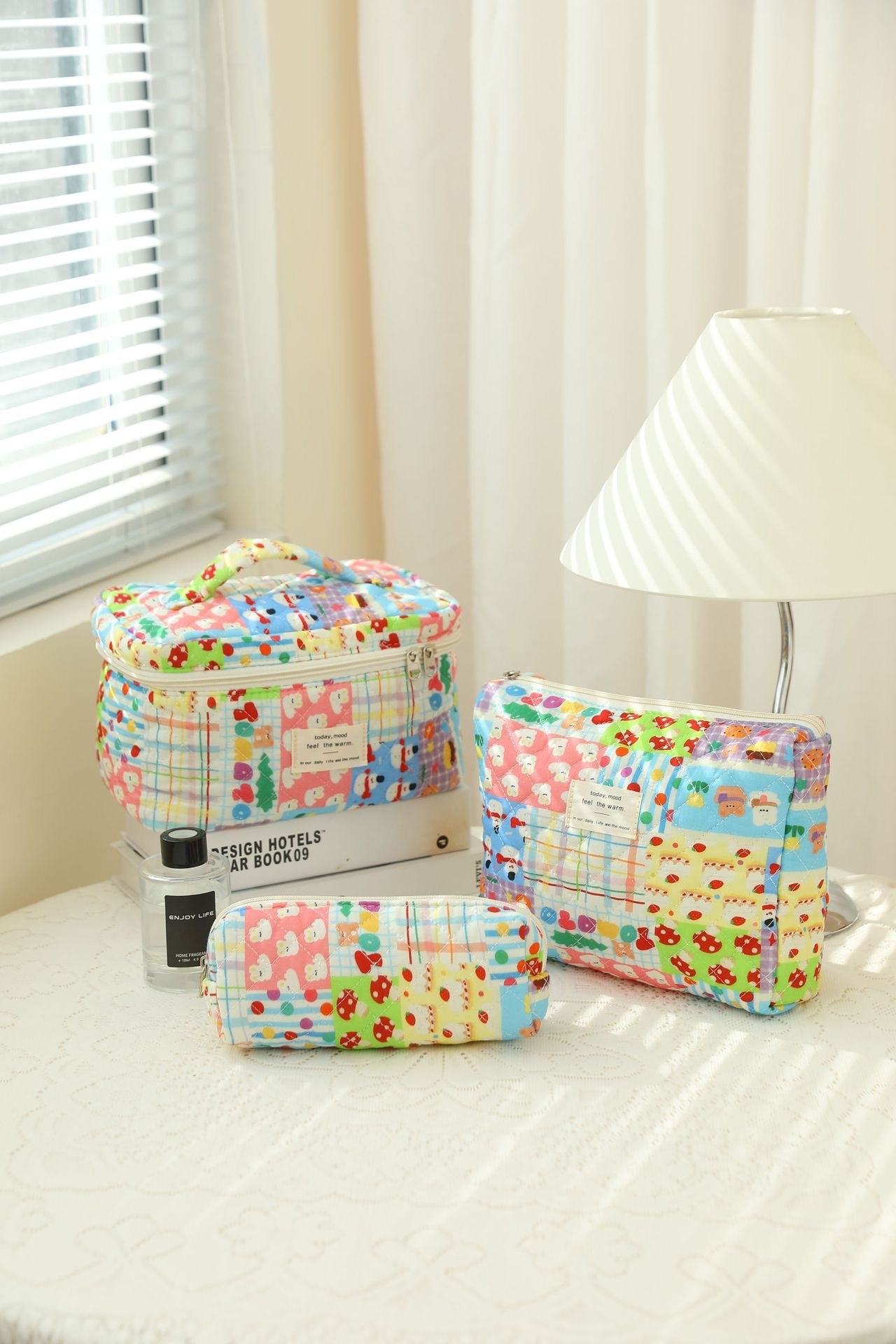 Small Floral Storage Portable Cosmetic Bag Large Capacity