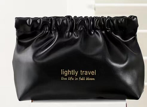 Good-looking Hand-held Portable Cosmetic Bag