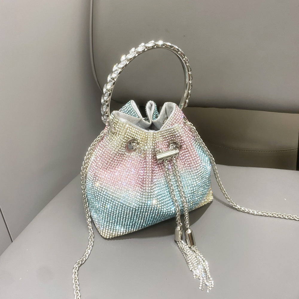 Taske med diamanter, håndtag og skulderrem/crossbody-strop