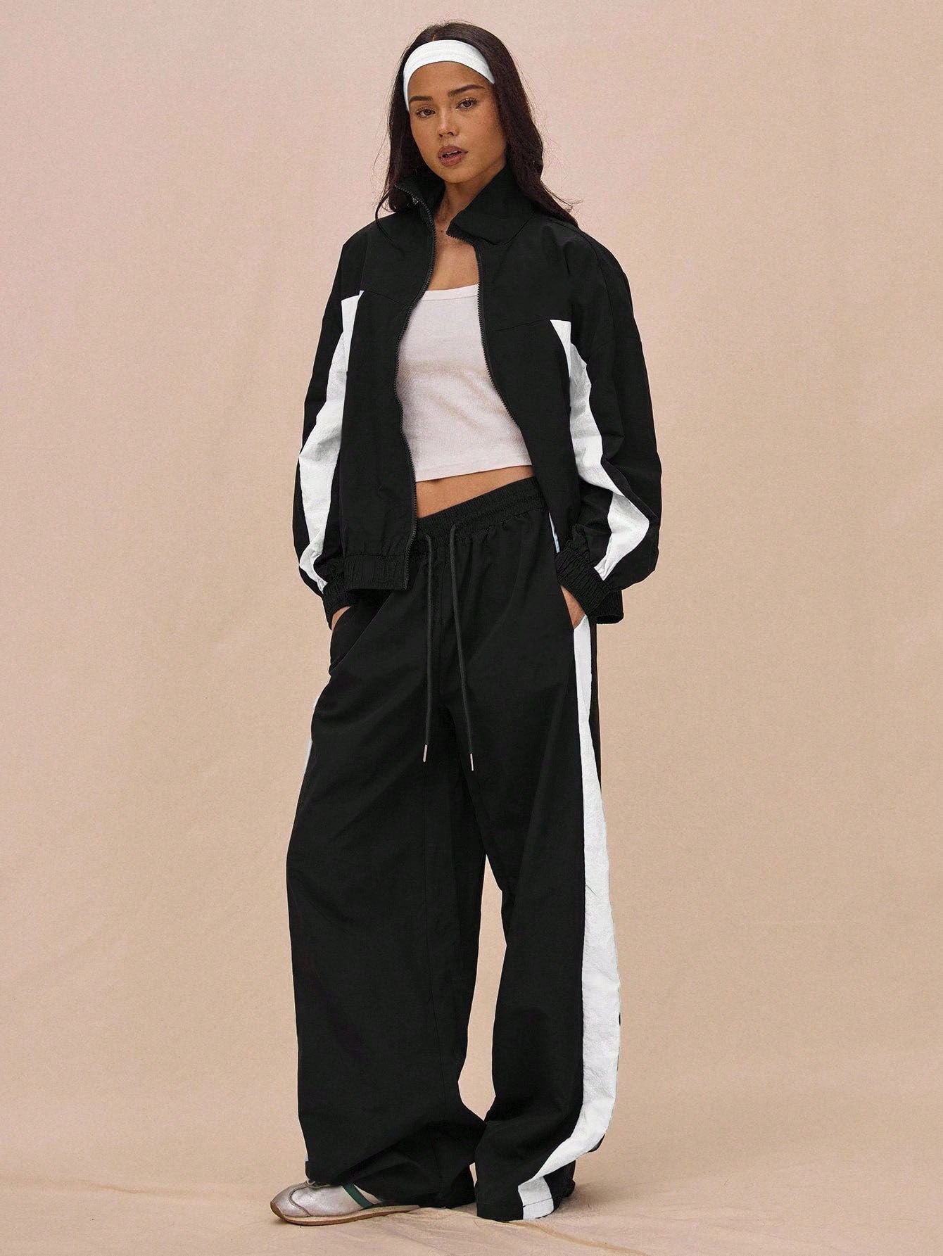 Stylish Womens Striped Zip-Up Jacket And Lace-Up Pants Set