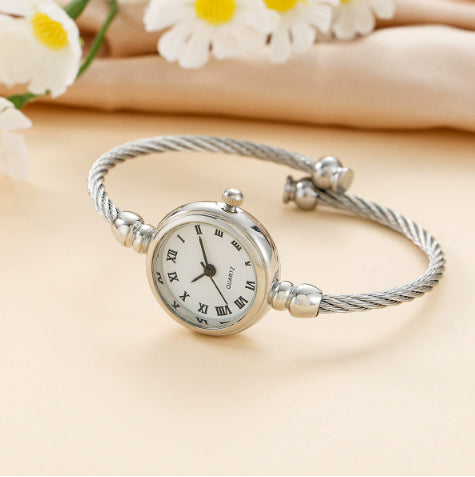 Small Hand-skilled Junior High School Girls Literary Sub-dial