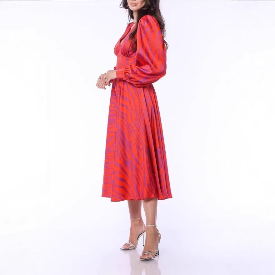 V-neck Long-sleeved Belted Loose-fitting Dress