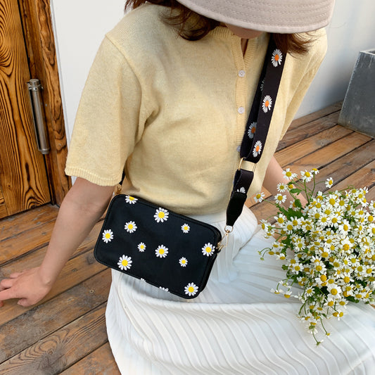 Women's Flower Shoulder Crossbody Fashion Chain Bag