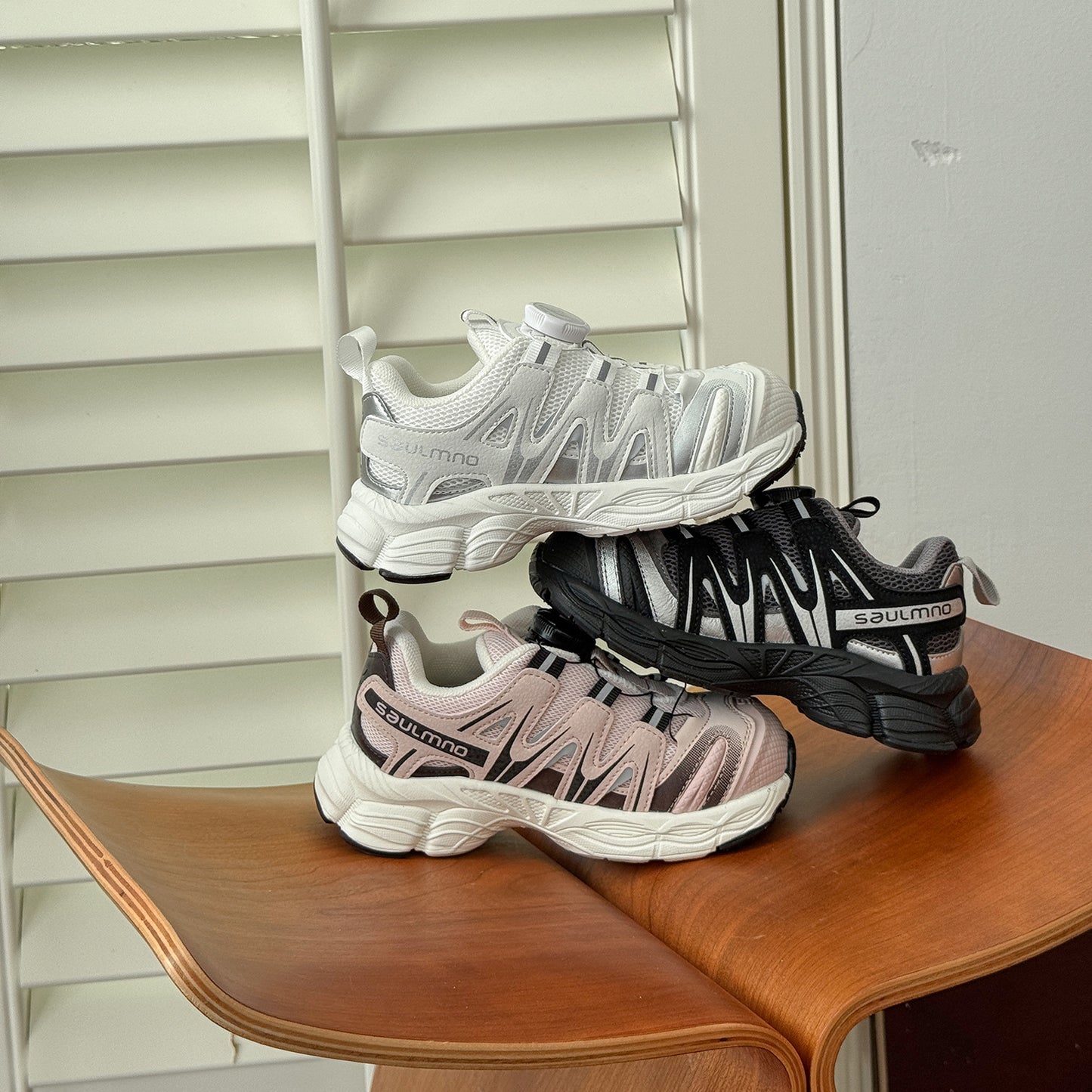 Fashion Girls Lightweight Breathable Casual Shoes
