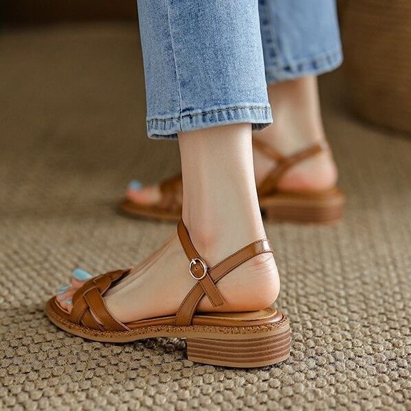 Soft Leather Retro Roman Flat Open Toe Low Heel Woven Buckle Beach Sandals