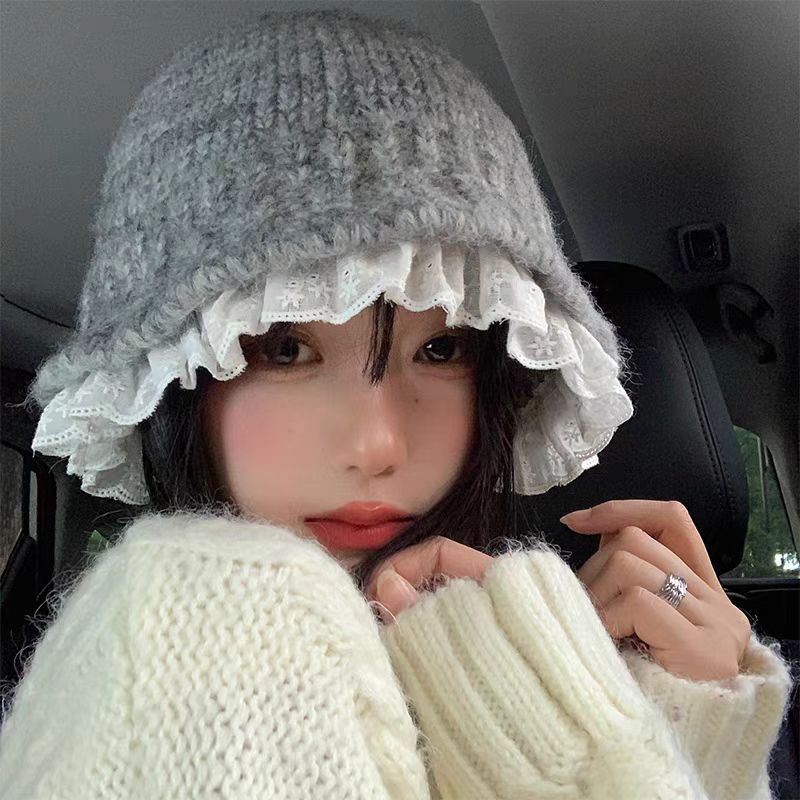 Womens Lace-trimmed Knitted Fisherman Hat