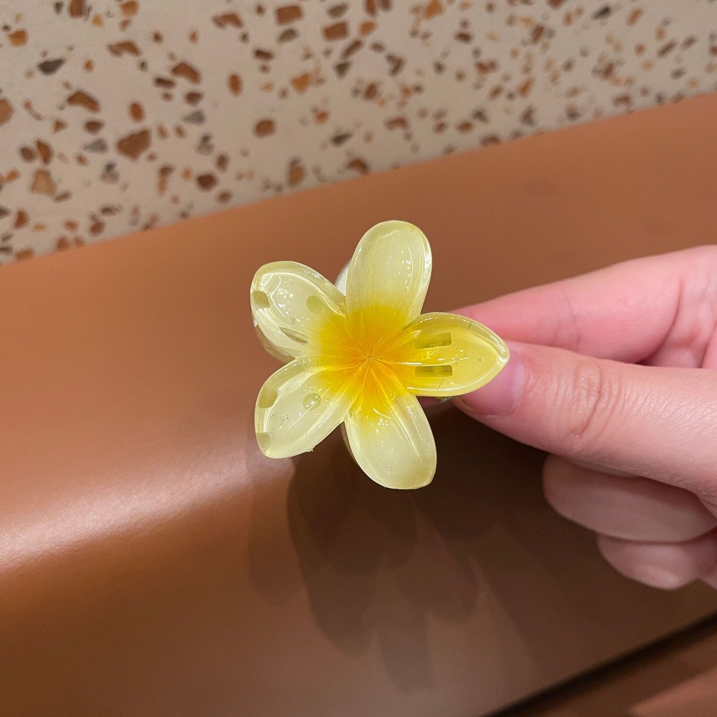 Plumeria Rubra Grip Flower Barrettes Female 4CM