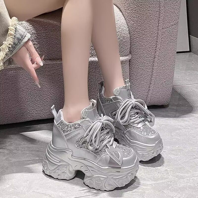 Versatile Fashion Casual Thick-soled Height-increasing Sneakers