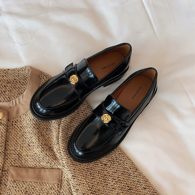 Genuine Leather Camellia Gold Buckle Round Head Pumps
