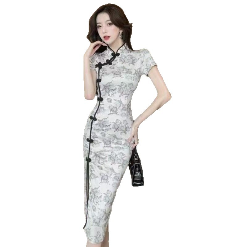 Retro Chinese-style Figure-flattering Slit-waist Dress That Accentuates Your Silhouette
