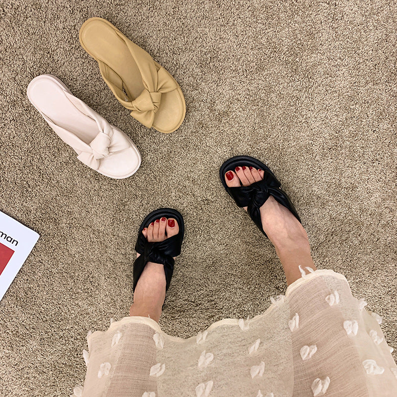 Simple Black Low-heel Soft-soled Slippers Summer