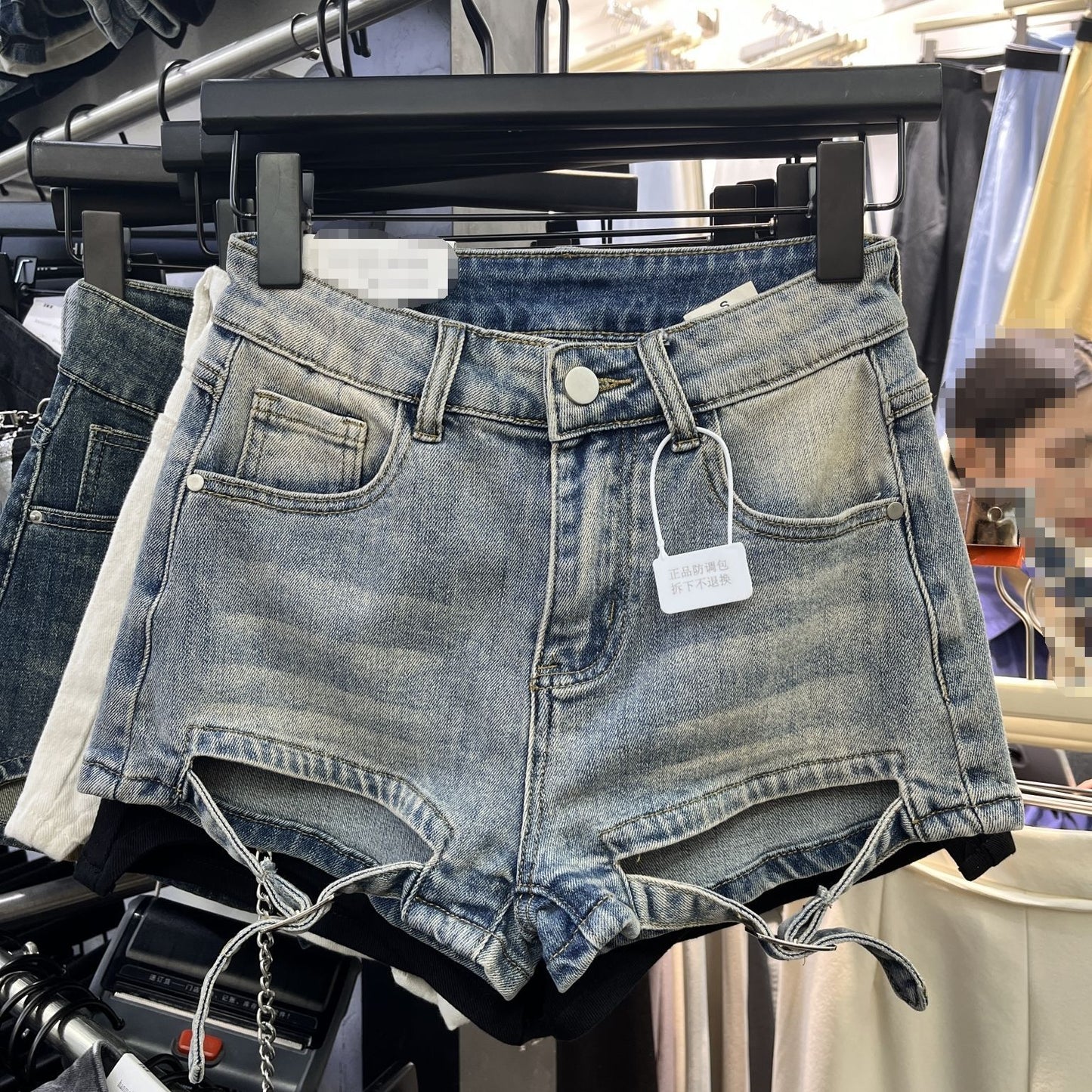 Hotpants i sexet denim-design