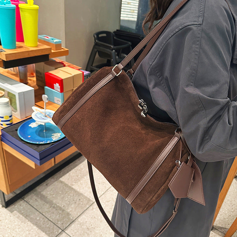 Matte Leather Retro Crossbody Bag In European And American Style
