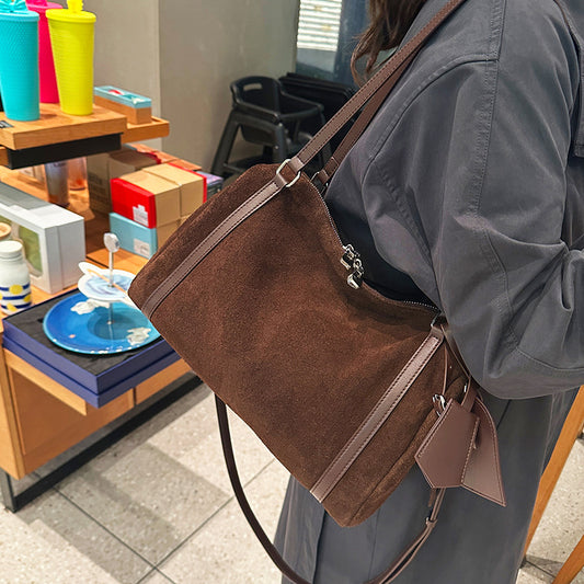 Matte Leather Retro Crossbody Bag In European And American Style