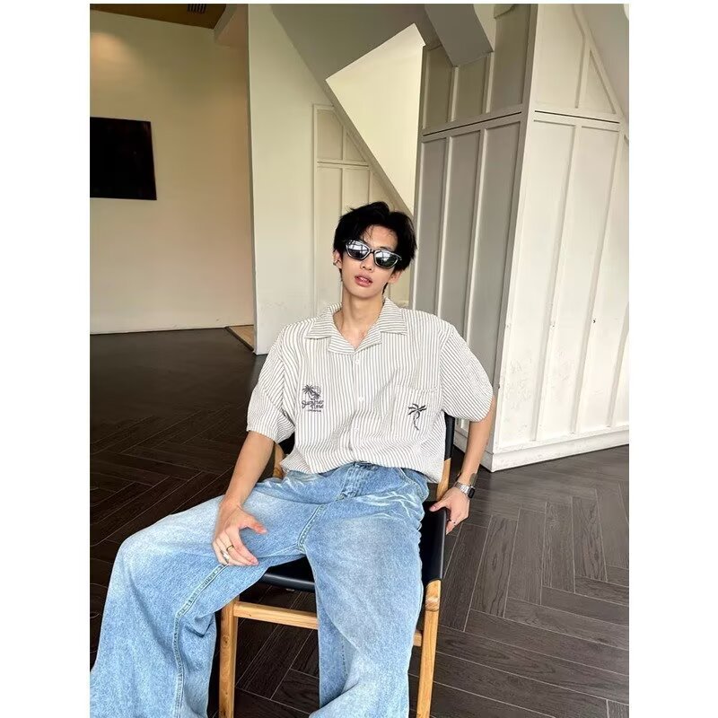 Men's Coconut Tree Embroidered Niche Design Casual Loose-fit Shirt