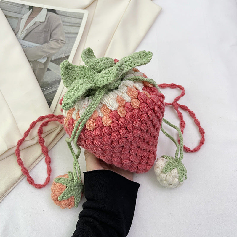 One-shoulder Crossbody Knitted Cartoon Strawberry Bucket Bag