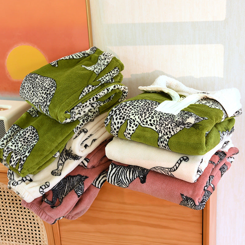 Women's Zipper Collar Pullover Flannel Pajamas Suit
