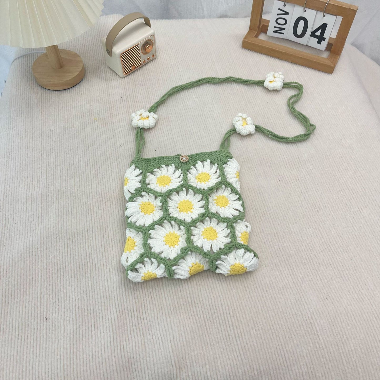New Wool Crocheted Creative Hand Weaving Three-dimensional Flower Shoulder Bag