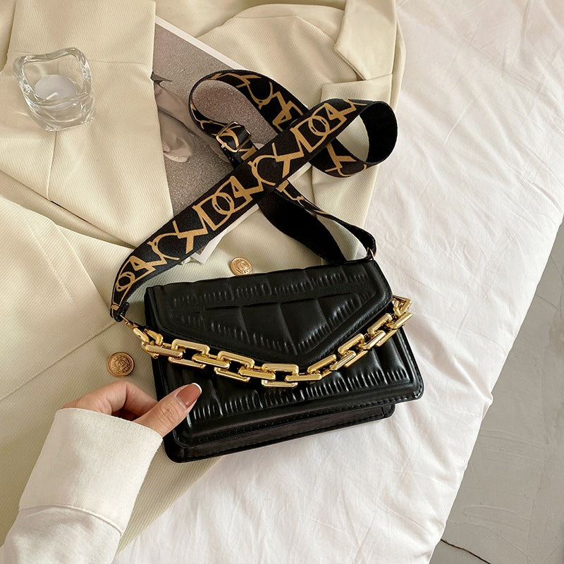 Popular Check Indentation Chain One Shoulder Cross Body