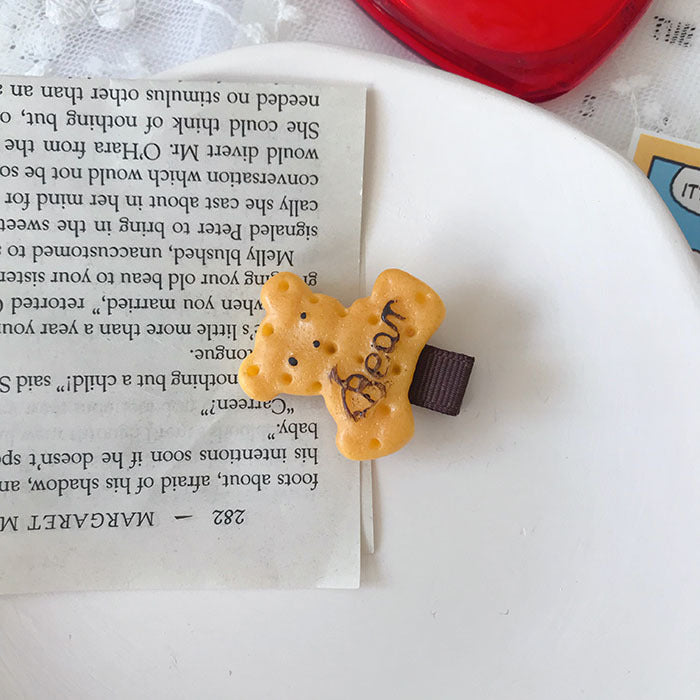 Cute Harajuku Simulation Biscuit Bear Rabbit Hairpin