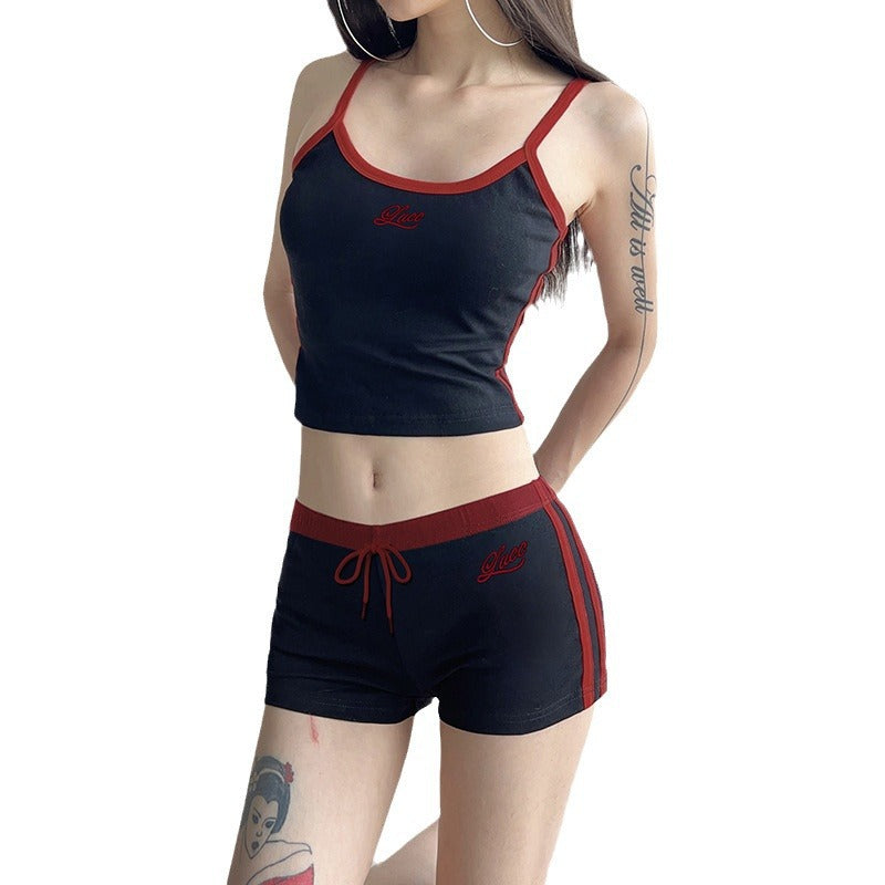U-neck Camisole With Drawstring And Lace-up Details Paired With Shorts