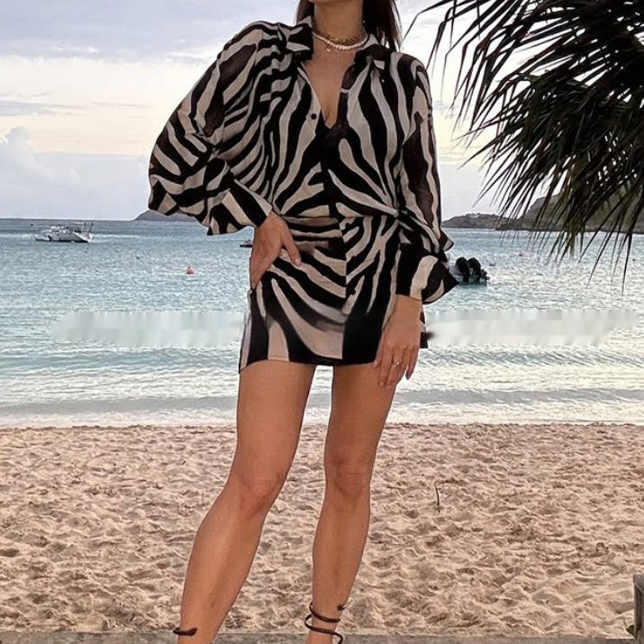 Womens Printed, Slim-Fit, Long-Sleeve, Notch-Neck, Button-Front Bodycon Dress