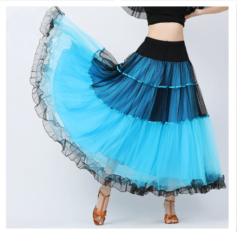 Women's Minimalist Color Blocked Mesh Skirt With Large Swing