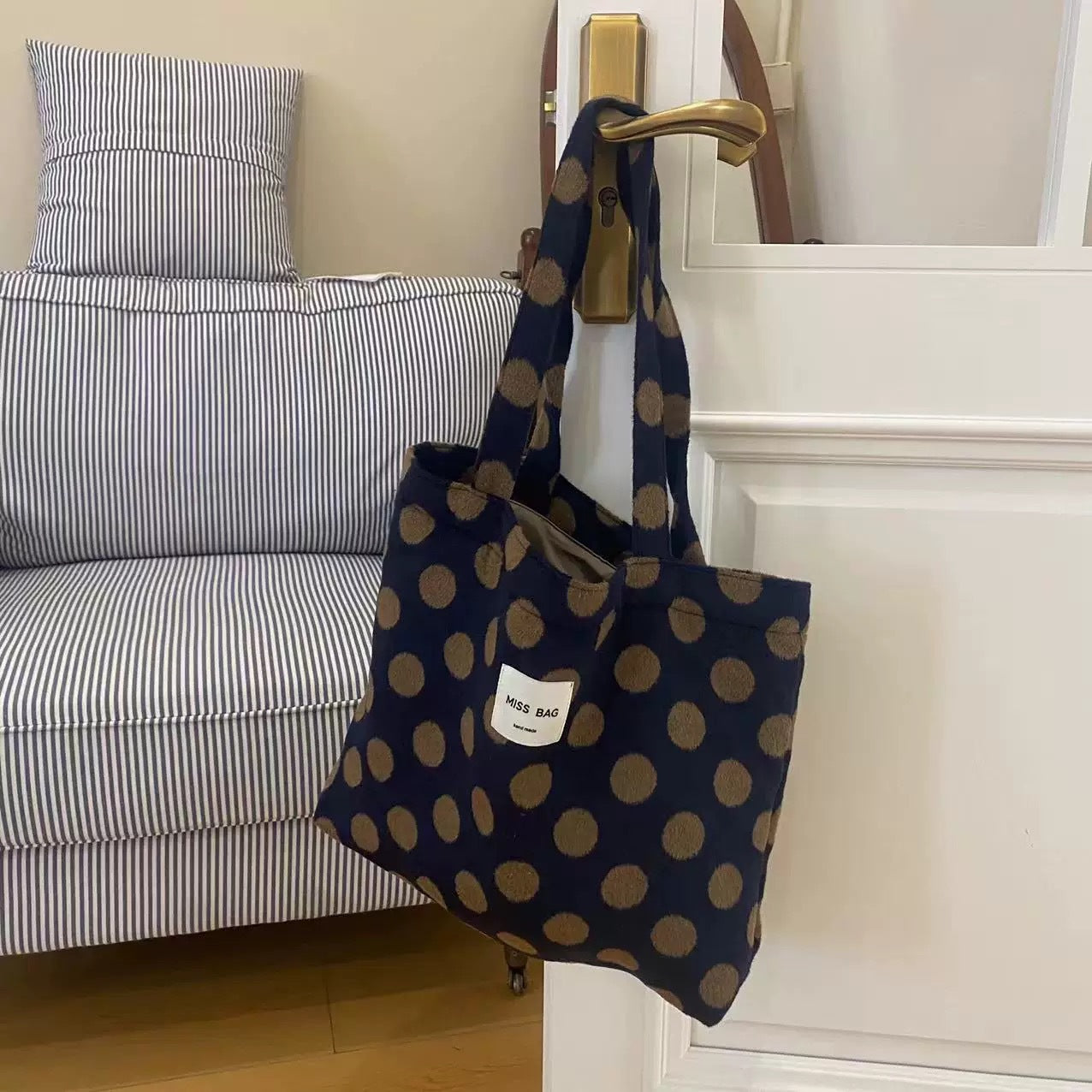 Women's Simple Large Capacity Shoulder Bag