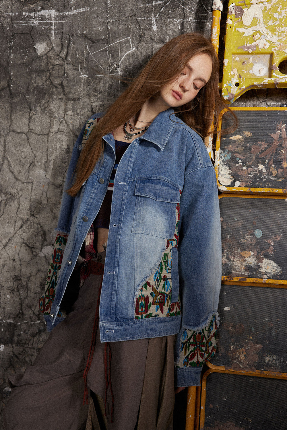 Stitching Embroidery Frayed Hem Denim Jacket Men