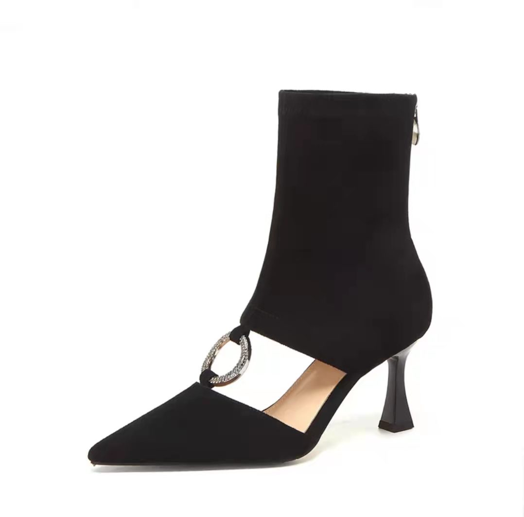 Summer Street Bombing Fashion Niche High-heeled Hollow Sandals