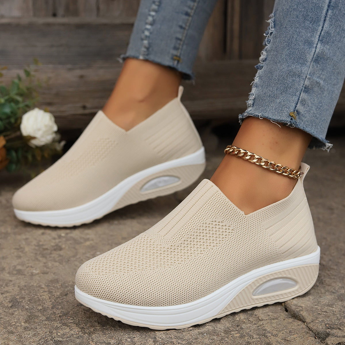 Fashionable Versatile Simple Plus-size Slip-on Casual Women's Shoes