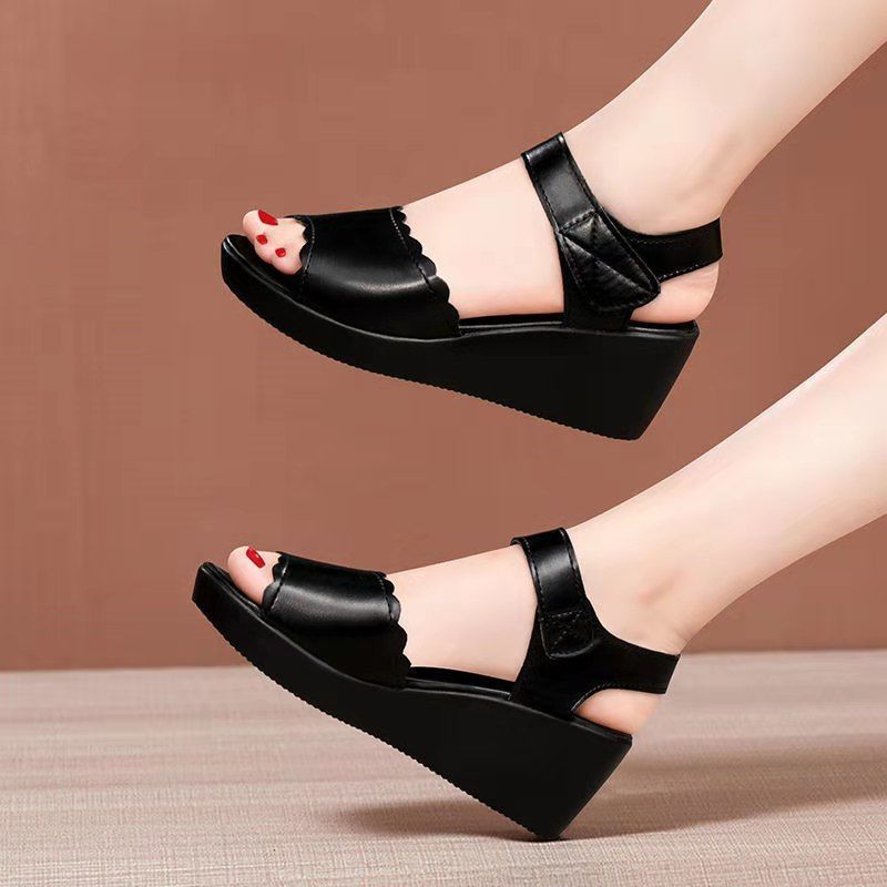 Women's Versatile Fashionable Personality Wedge Sandals