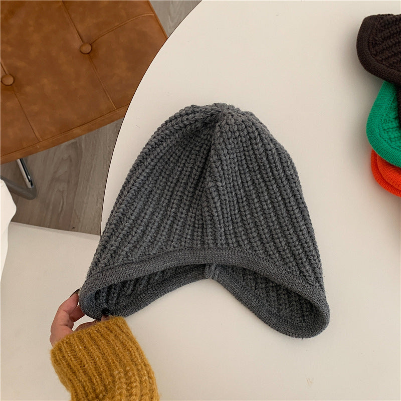 Women's Hat Can Be Used To Ski With Fashionable Wool
